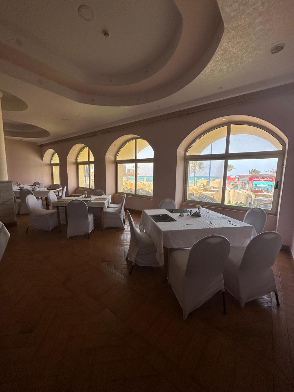 Aros Al Bahr Hotel Мерса-Матрух Экстерьер фото